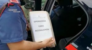 Operazione “Cara accoglienza” su gestione assistenza migranti, indagato sindaco e funzionari Prefettura