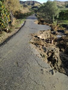 Coldiretti: strada comunale “Acqua-Lavinia” impercorribile a Casabona (KR). Appello ai Commissari prefettizi del comune