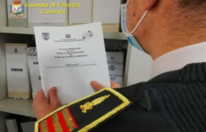 Indagini sulla gestione dei centri accoglienza migranti in Calabria, 5 milioni di danni erariali