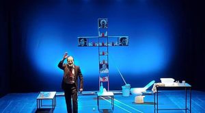 Il “Kamikaze napoletano” ha inaugurato la stagione del Teatro del Grillo di Soverato