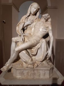 Soverato, incasso spettacolo devoluto per il rifacimento del basamento della statua Pietà del Gagini