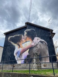 [VIDEO] Il murales che racconta l’amore: a Girifalco la nuova opera di Chiaravalloti