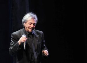 Nino D’Angelo festeggia la sua carriera in tour il 13 marzo al Teatro Politeama di Catanzaro