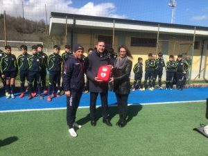 Consegnato un defibrillatore portatile all’Associazione Sportiva Giovanile Domenico Aspro