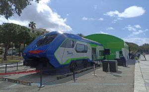 Trenitalia presenta Blues, il primo treno ibrido fa tappa in Calabria