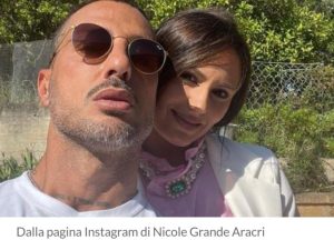 Fabrizio Corona in Calabria con la nipote del boss di ‘ndrangheta