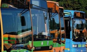 Bus con studenti calabresi in viaggio a Roma senza assicurazione, bloccato e autista multato