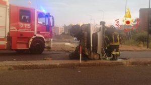 Minibus si ribalta a Catanzaro, cinque feriti