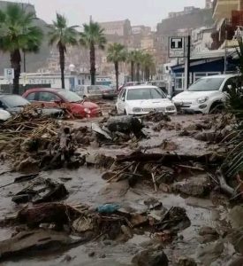 Maltempo, temporali e alluvioni imperversano in Calabria: fiume di fango a Scilla