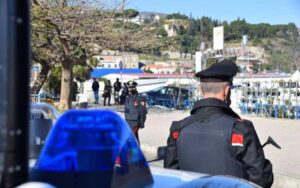 Controlli dei carabinieri di Soverato ai locali della movida, diverse sanzioni