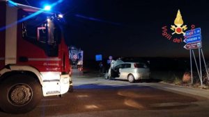 Scontro auto con autospurgo a Copanello, ferito giovane conducente