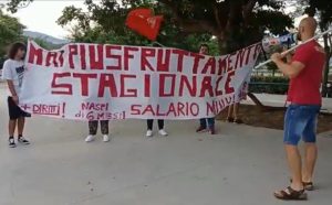 Corteo di solidarietà a Soverato per lavoratrice aggredita: “mai più sfruttamento stagionale”