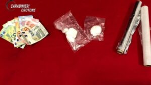 Compravendita di cocaina “spiata” dai carabinieri, due arresti