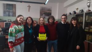 “Universo Minori” dona un defibrillatore al liceo classico Pasquale Galluppi di Catanzaro