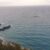 [VIDEO] Strana presenza in mare al largo di Caminia