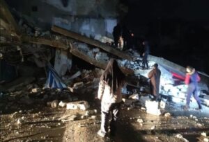 Terremoto in Turchia, decine di morti e diversi crolli: allerta Tsunami nel Sud Italia