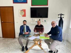 Soverato: il sindaco Daniele Vacca annuncia i progetti di innovazione digitale dell’ente