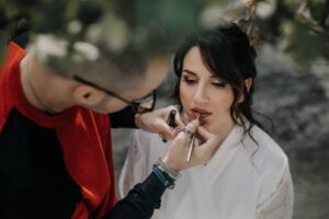 Montepaone, al Naturium prova trucco gratuita con il make-up artist Nicola Marino