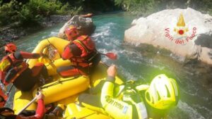 Ragazza dispersa in Calabria mentre fa rafting, ricerche in corso