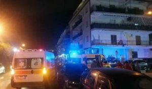 Bombola del gas esplode in un palazzo, due persone ustionate