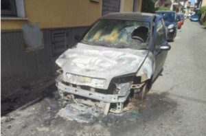 Intimidazione ad un vigile urbano in Calabria, bruciata l’auto