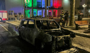 Incendiata in Calabria un’auto della Polizia locale