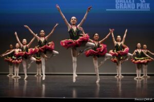 La scuola di ballo del Teatro Politeama di Catanzaro attiva quattro borse di studio per giovani talenti