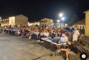 Squillace celebra i suoi maestri con “Ricordi di scuola”