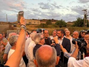 Squillace, Bruno: «Dopo sei anni ancora fumi e residui dell’incendio. La Regione intervenga per la bonifica»